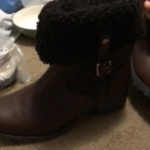 UGG Shoes - Uggs boots UGG Shoes - Uggs boots